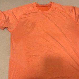 Lulu lemon workout shirt